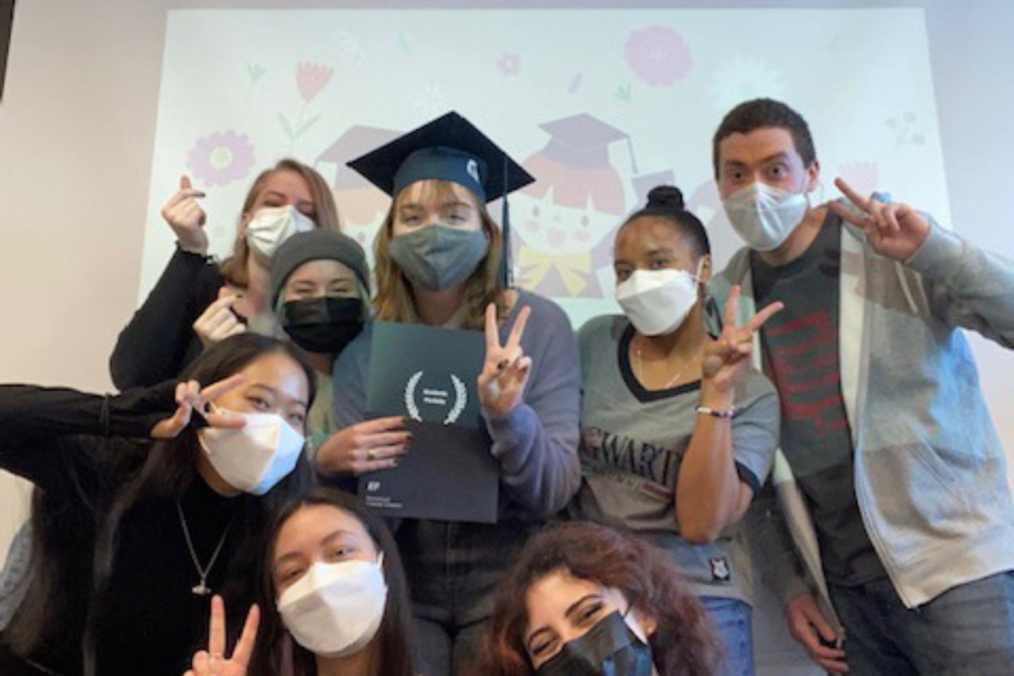 Gen M. with a group of Korean language learning students